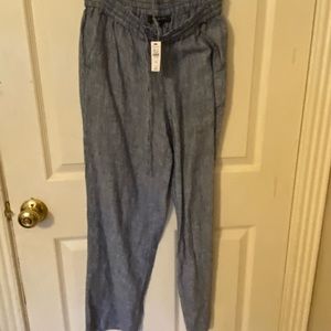 Brand new Talbots navy and white capri pants